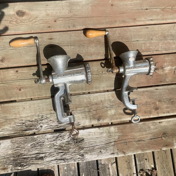 (VK) Vintage. Meat Grinders. - Picture 4 of 4